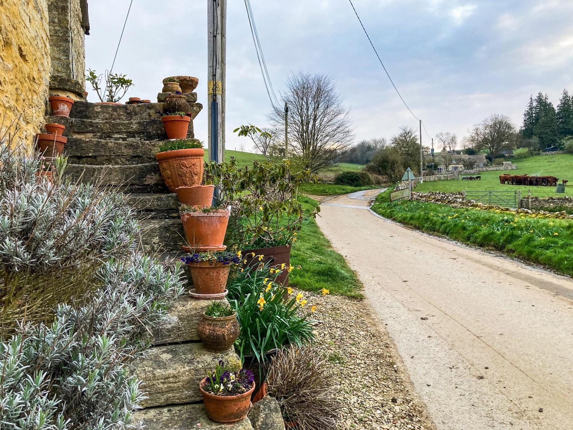 Flowers Barn Daglingworth エクステリア 写真